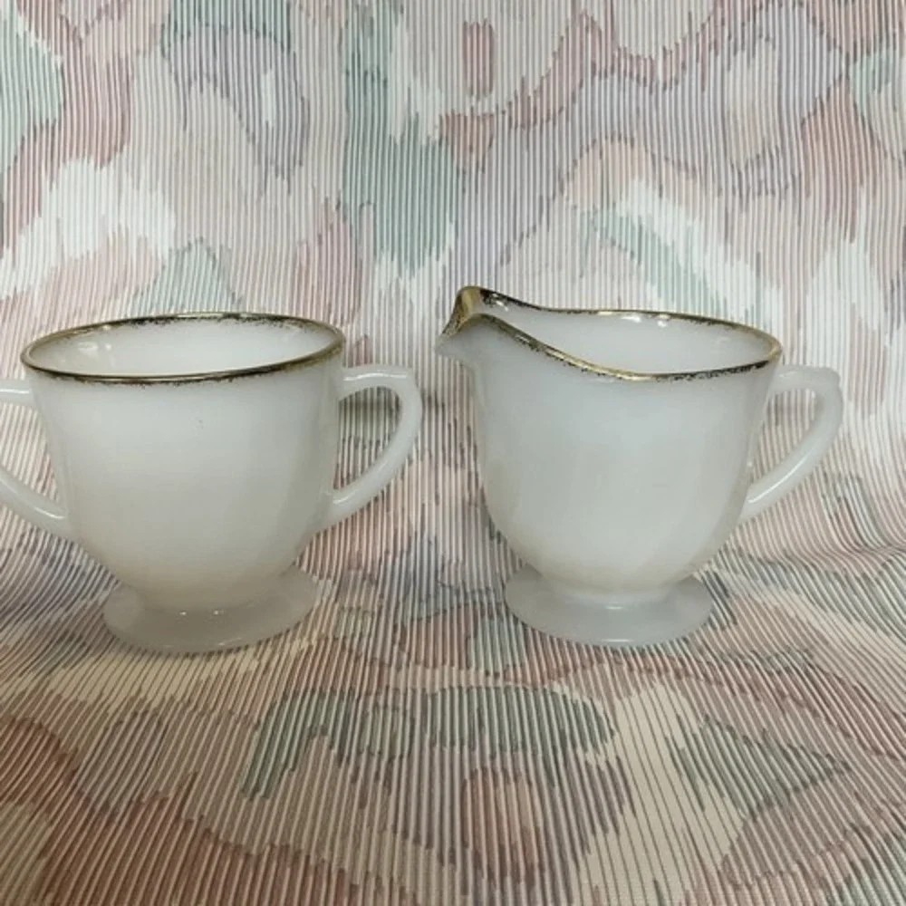 VTG Anchor Hocking White Oven Fire King Milk/Creamer &‎ Sugar Cup Set USA Glass